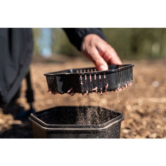 Cutie momeala Zebco - Secure-Lock Bait Box and Sieve 2.0L